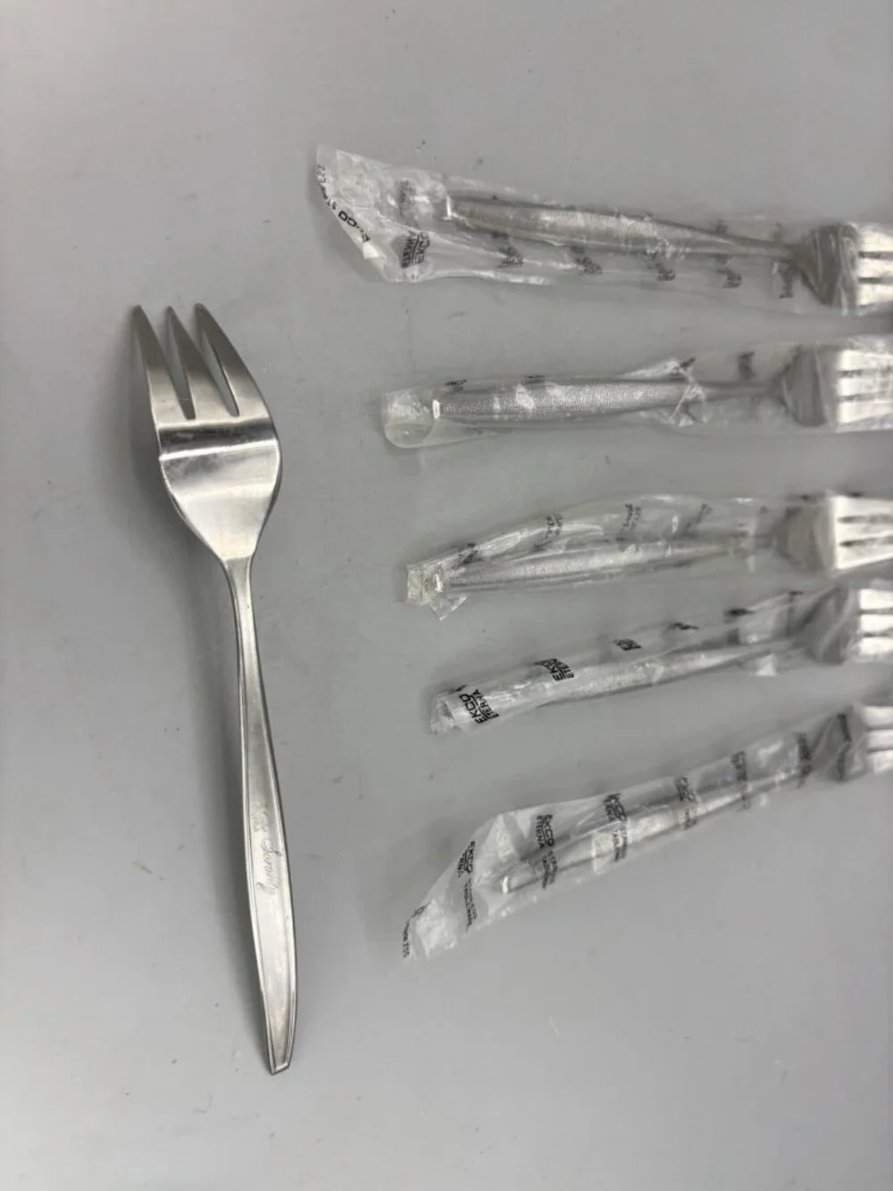 11 Ekco Eterna SORORITY Cocktail Forks 5-3/4